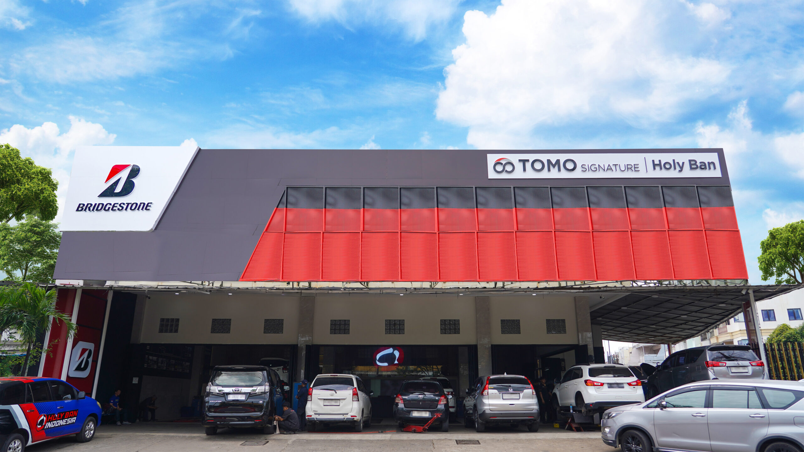 TOMO Signature Holy Ban