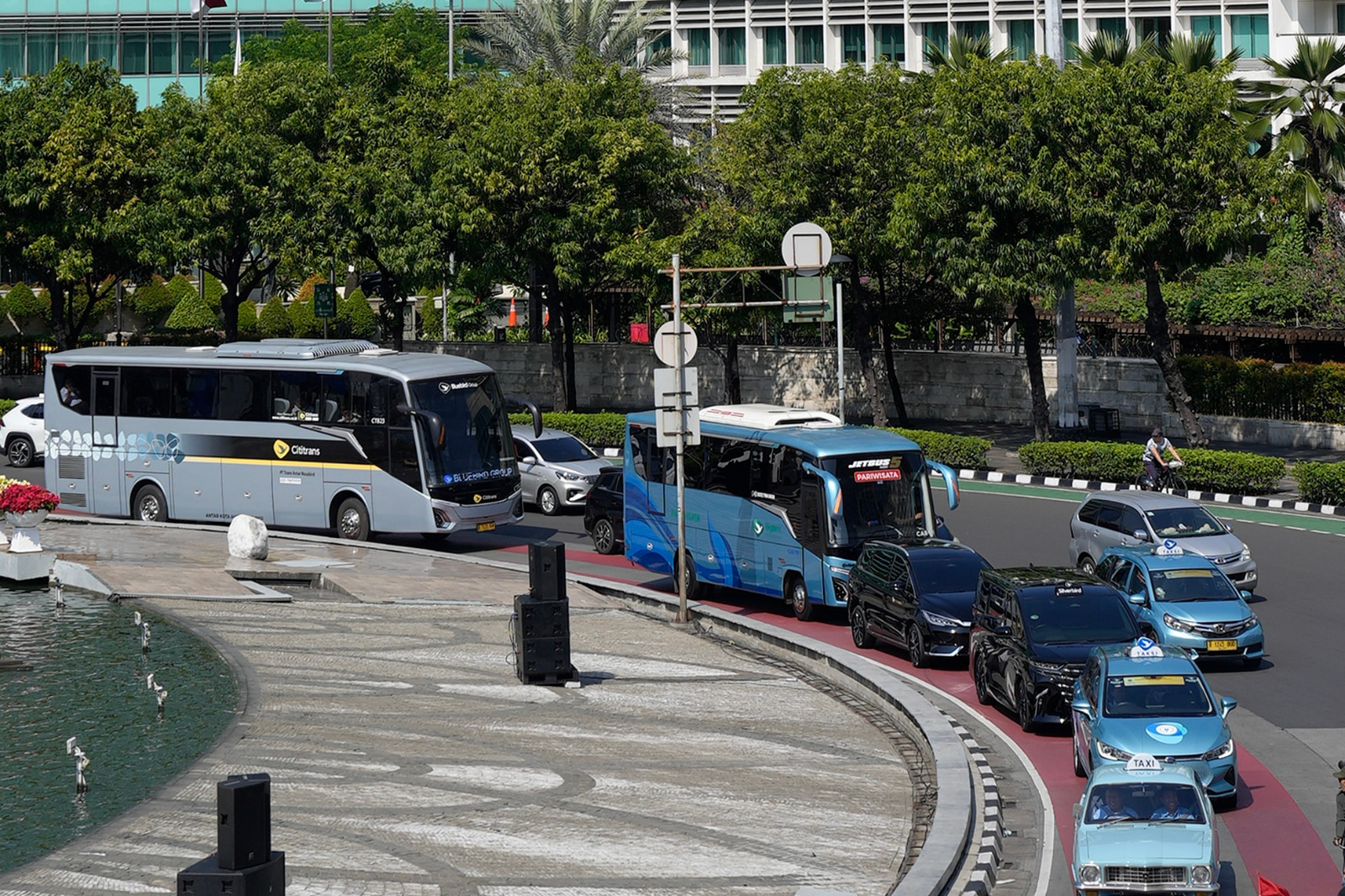 Kinerja keuangan Bluebird 2025